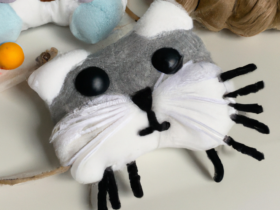 Homemade cat toys: easy DIY ideas